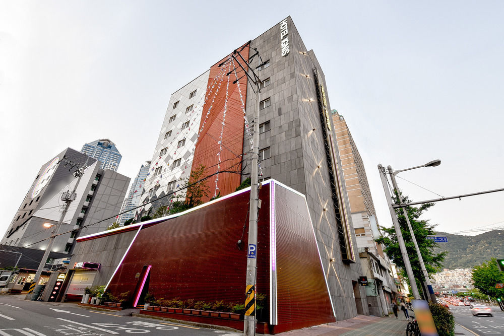 Hotel IGNIS ONCHEONJANG Busan Buitenkant foto
