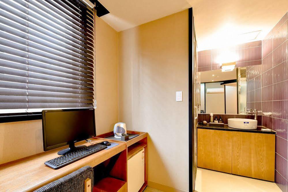 Hotel IGNIS ONCHEONJANG Busan Buitenkant foto
