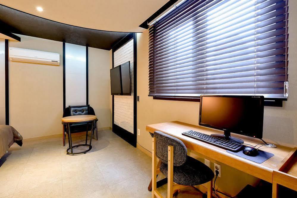Hotel IGNIS ONCHEONJANG Busan Buitenkant foto
